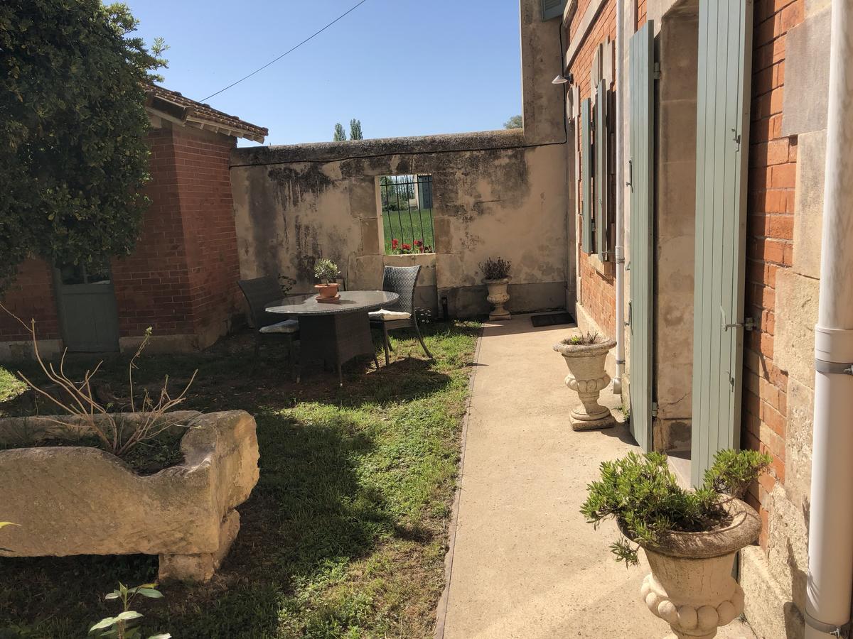 Le Mas Marguerite Arles Exterior foto